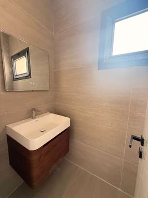 Appartement f4 neuf à vendre au point e image 7