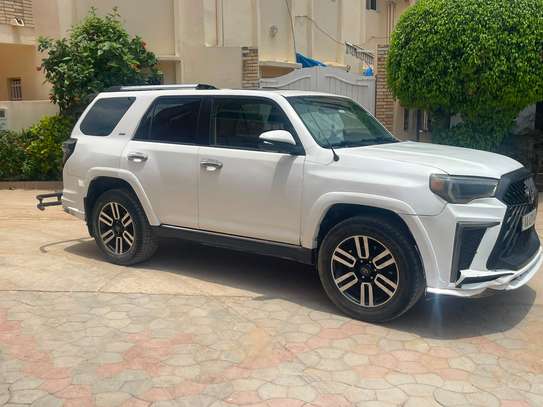 TOYOTA 4RUNER image 7