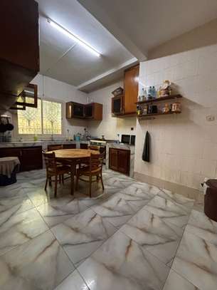 villa image 4