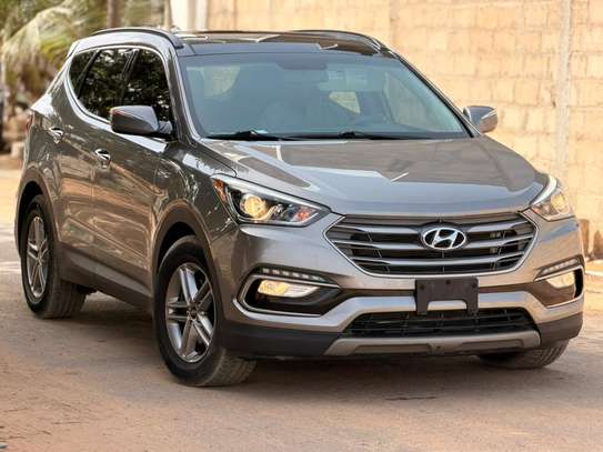 Hyundai Santafe 2018 image 2