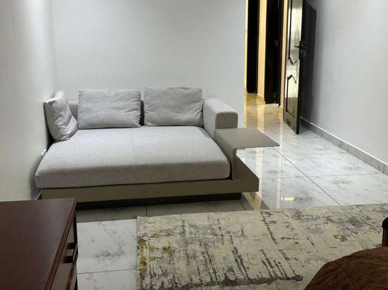 Appartement meublé de type F4 au Point-E image 10