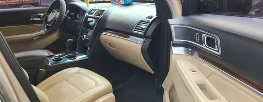 Ford Explorer 2017 image 7
