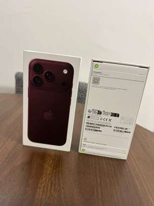 iPhone 18Pro 256gb Scelle Sim physique image 2