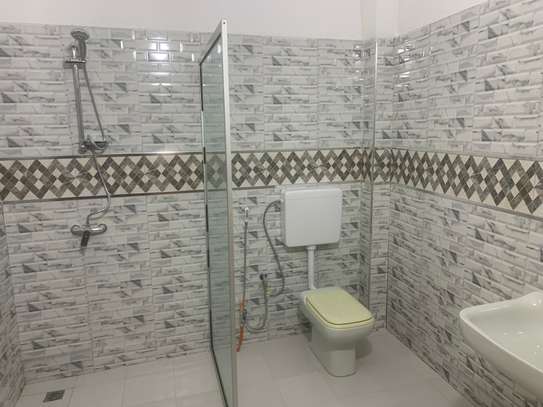 Almadies 2 appartement Rdc f4 image 3