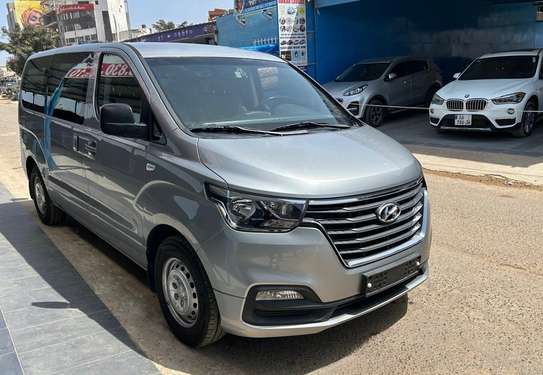 Starex 3 places 2019 diesel fourgon image 4