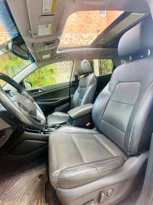 Hyundai tucson 2016 image 8