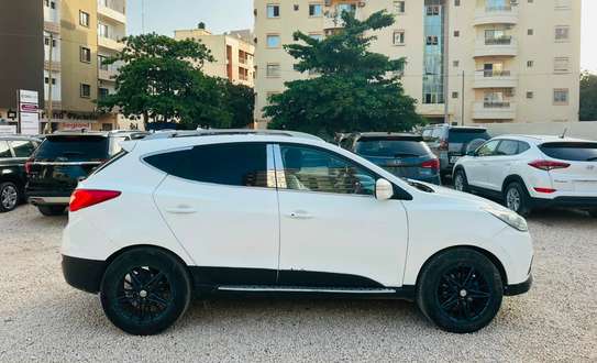 Hyundai Tucson image 4