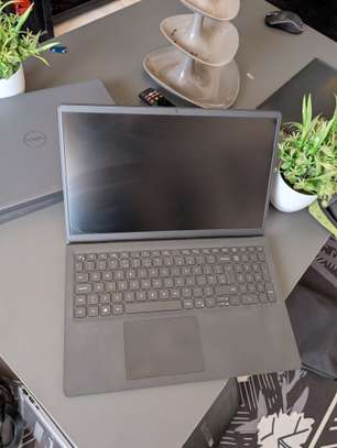 Dell vostro i5 11th /1000gb SSD /16gb ram image 2