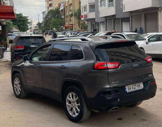 JEEP LATITUD  PETIT CHEROKEE  🔘 Année :2015 image 2