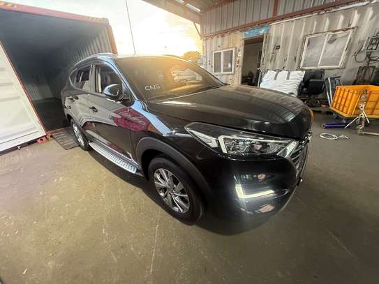 Hyundai Tucson diesel 2020 full options image 5