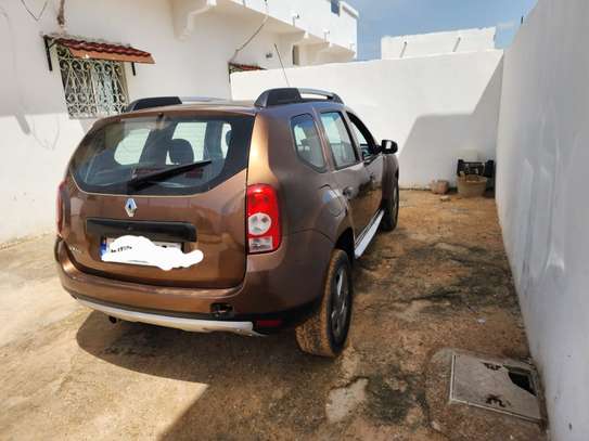 RENAULT DUSTER 2014 image 4
