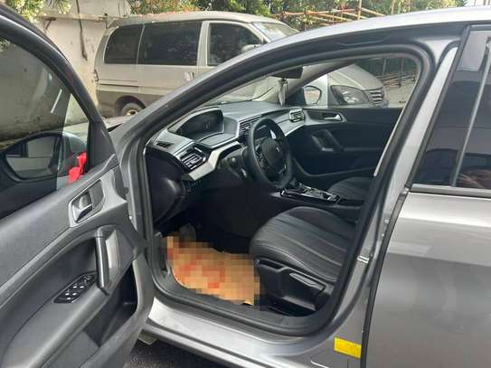 Peugeot 408 Progressive Edition 2022 image 5