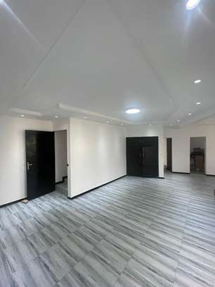Magnifique Villa R+1 à louer image 6