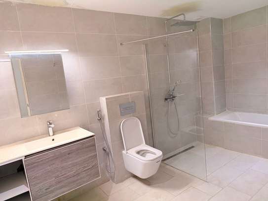 Appartement f4 à louer aux Almadies image 6