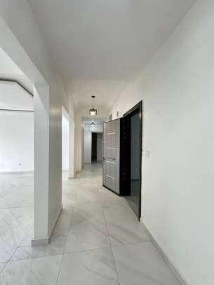 APPARTEMENT À LOUER DAKAR PLATEAU image 10