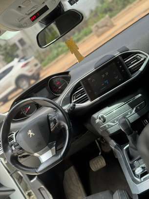 PEUGEOT GT LINE 2018 image 3