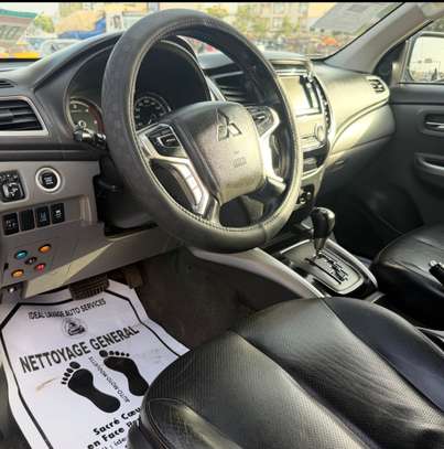 MITSUBISHI L200 - 2017 image 4