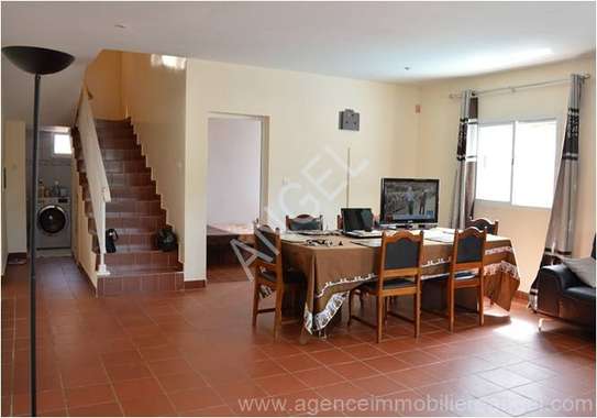 Ref_6197_GL Villa à vendre à Warang image 6
