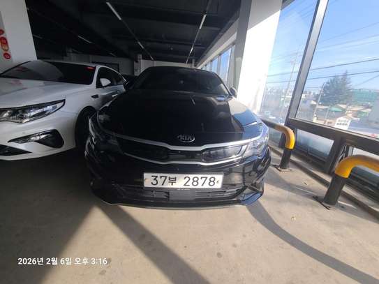2019 Kia K5 image 2