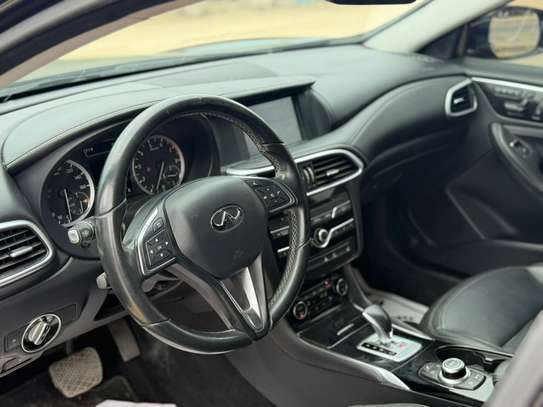Infiniti QX30 2018 image 5