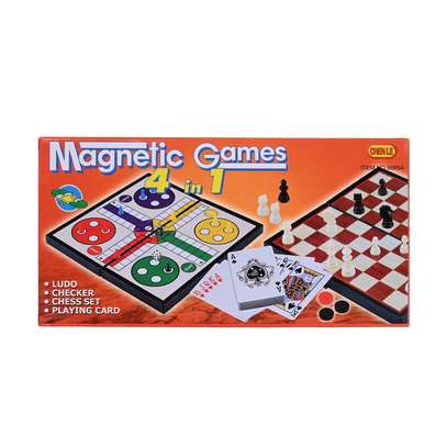 Ensemble de jeu 4 en 1, échecs, ludo, dame et cartes image 8