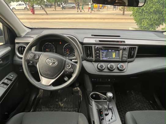 Toyota Rav4 2018 image 11