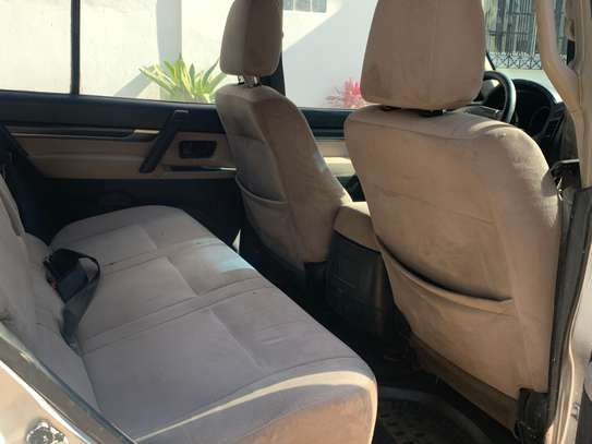 Mitsubishi pajero did image 10