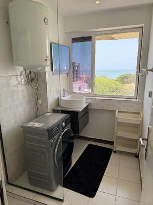 Appartement F3 meublé à louer à Dakar plateau image 9