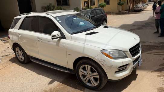 Mercedes ML 350 4MATIC Essence image 7
