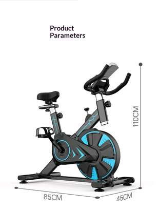 Vélo fitness pour appartement.. Cardio image 9