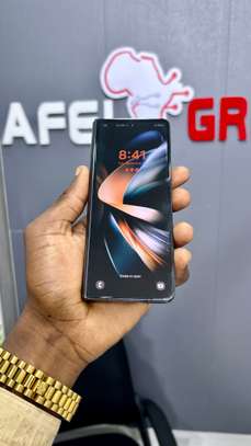 Galaxy Z Fold 4 image 3
