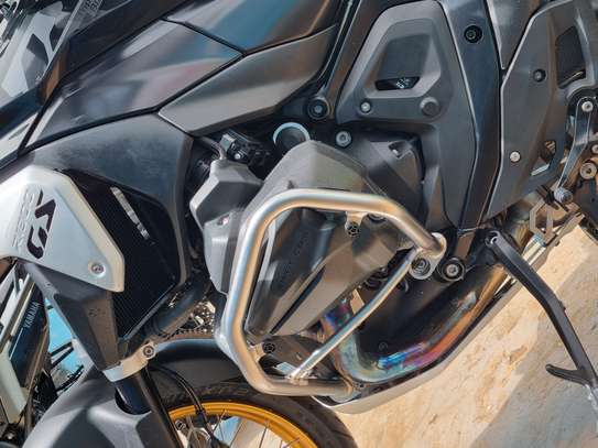 BMW R 1200 GS Noir Jantes Dorées Moto Aventure image 11