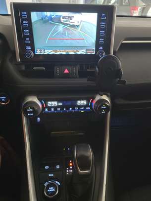 Toyota RAV4 Hybrid XLE AWD 2020 – 15 500 000 FCFA image 5
