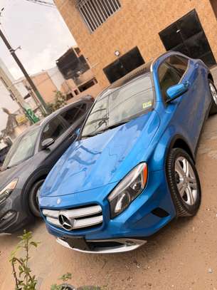 2016 Mercedes GLA 250 image 3