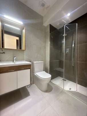 À LOUER - Magnifique Appartement F4 de Standing au Point E image 15