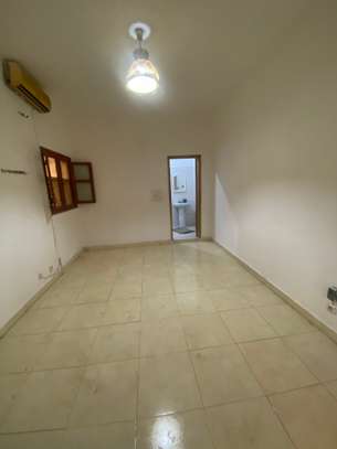 Un appartement F3 à louer aux Mamelles cités Magistrats image 5