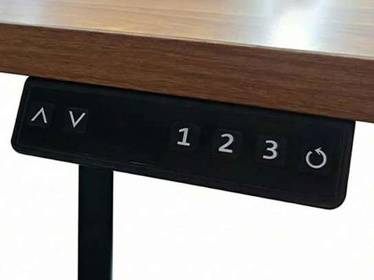 TABLE INFORMATIQUE ELECTRIC image 2