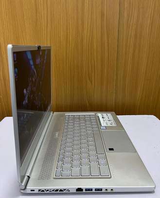 MSI P65 Creator 8RE Gaming image 4