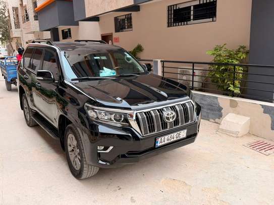 TOYOTA LAND CRUISER 2019 image 10