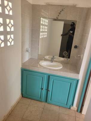 Villa à louer par mois image 13