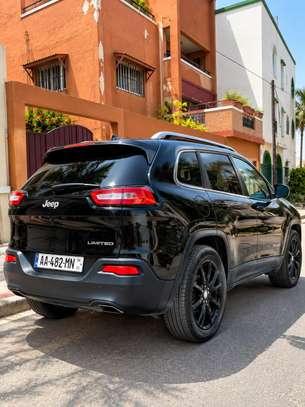 Location Jeep Cherokee image 3