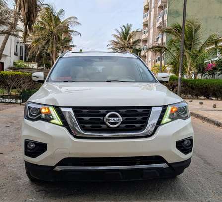 NISSAN PATHFINDER PLATINIUM VIP image 3