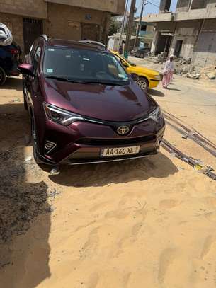 Toyota rav4 2018 image 2