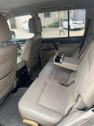 Mitsubishi Pajero 2014 image 12