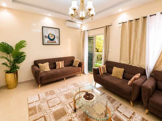 Appartement meublé chic et lumineux aux Mamelles image 4