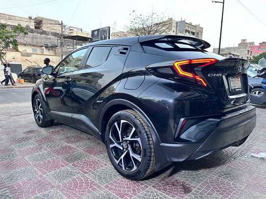 Toyota C-HR 2018 image 8