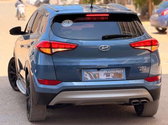 HYUNDAI TUCSON EVGT 4WD 2018 image 6
