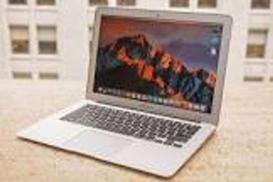 MACBOOK AIR image 3