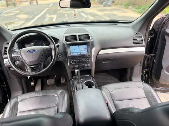 FORD EXPLORER 2017 image 8