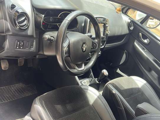 RENAULT CLIO 4 2016 image 6